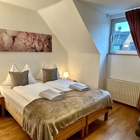 Green Paradise & Cozy Retreat Salzburg With Free Parking Bagian luar foto